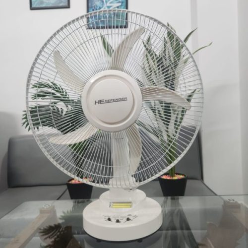 1 DEFENDER Rechargeable Table Fan